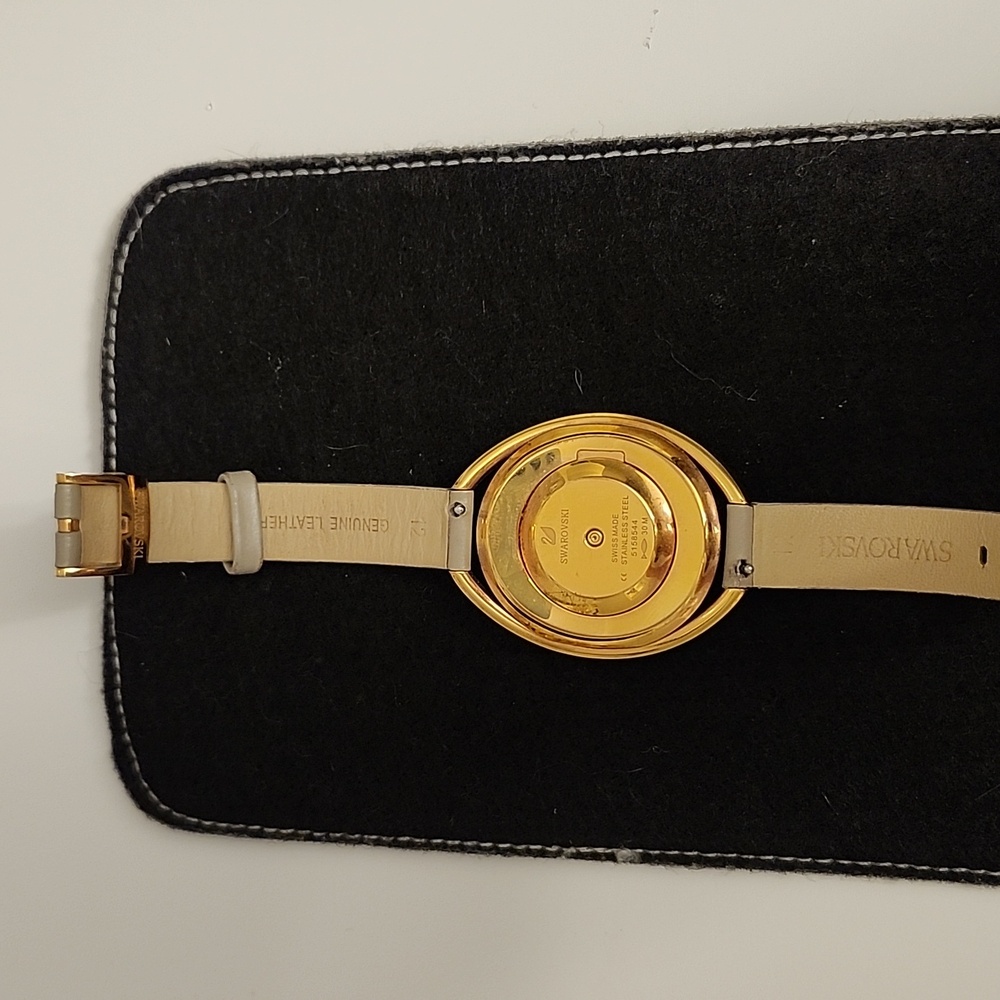 Watch - Picture 4 of 4